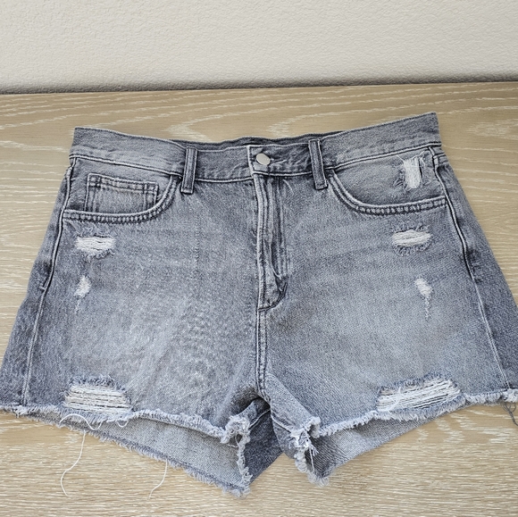 Joe's Jeans Distressed Gray Denim Shorts Size 30 - Picture 1 of 4